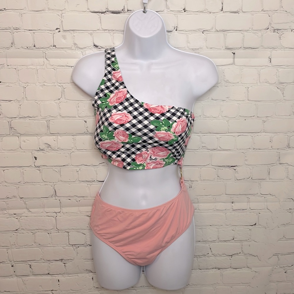 Women's Adorable One Piece One Shoulder Swimsuit Size 8/10